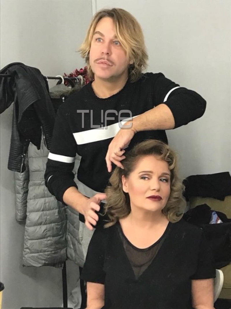 Ο Τρύφωνας Σαμαράς χτενίζει τις δυο… “Διαβολογυναίκες”, Μαρία Καβογιάννη και Καίτη Κωνσταντίνου! [pics,vid]