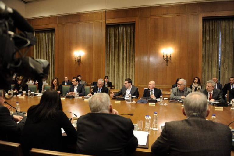 Ανασχηματισμός: Το διαζύγιο, το πρόσωπο έκπληξη και τα τρία υπουργεία που μπορεί να γίνουν… πέντε!