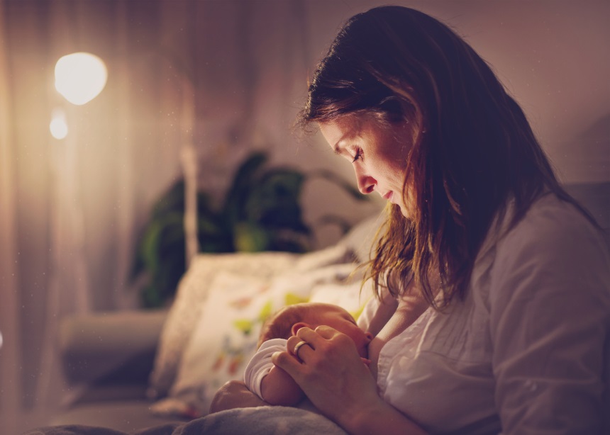 Θηλασμός: Πότε χορταίνει το μωρό σου; Ο Δρ. Σπύρος Μαζάνης απαντά