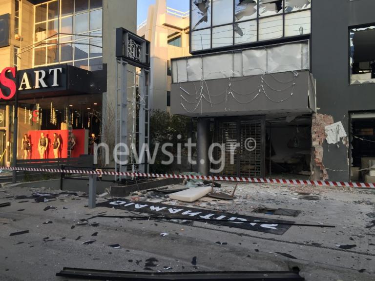 Έκρηξη σε κατάστημα επίπλων στο Μαρούσι – Αποκλεισμένη μια λωρίδα κυκλοφορίας Κηφισίας