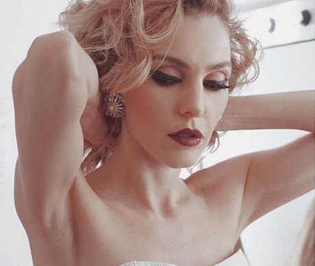 Τάμτα: Ο ρόλος της στο Cabaret και οι αποκαλύψεις για τη σχέση της!