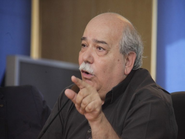 Αποκλεισμένο το ξενοδοχείο όπου θα μιλήσει ο Νίκος Βούτσης – Διαμαρτυρία για τον Γιαγτζόγλου