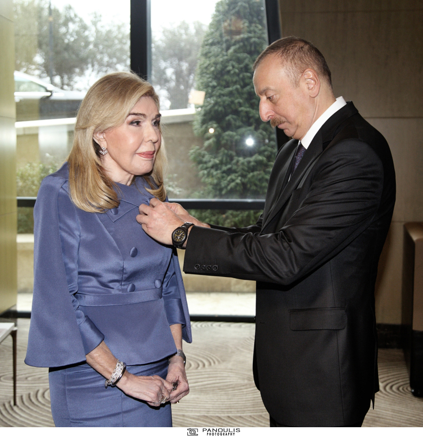 Το Αζερμπαϊτζάν τίμησε την Πρέσβειρα Καλής Θελήσεως της Unesco Μαριάννα Β. Βαρδινογιάννη