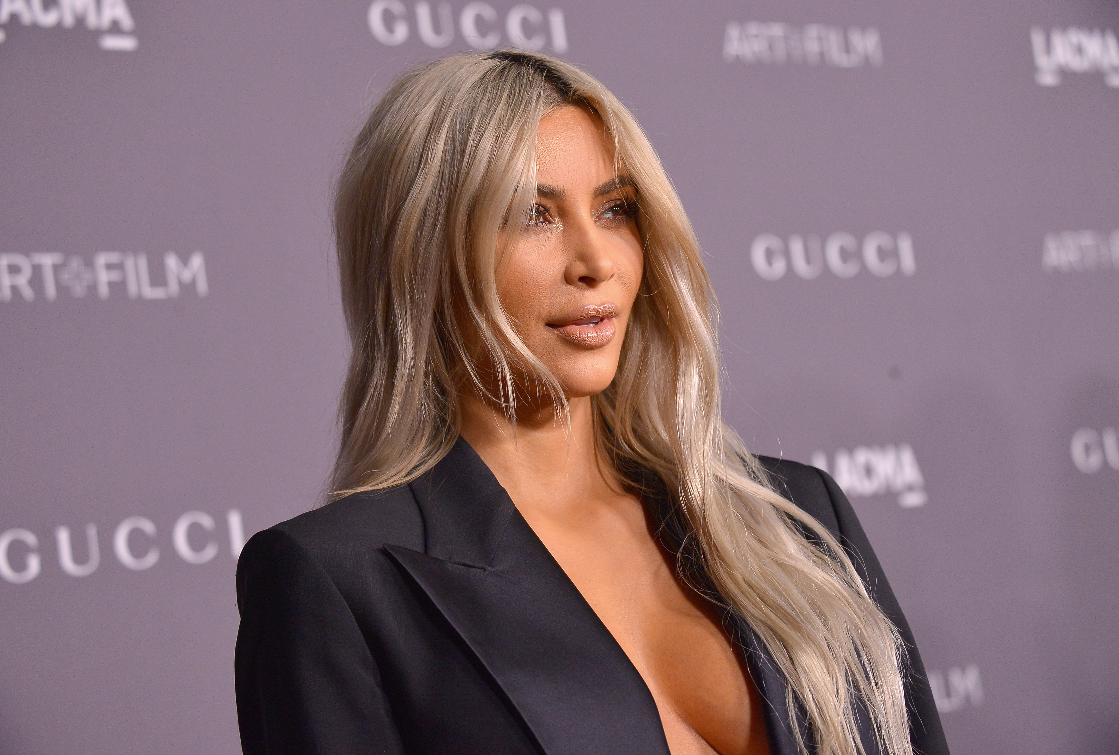 Beauty alert! Η Kim Kardashian χρησιμοποίησε τη γιαγιά της ως μοντέλο για τα KKW Beauty!