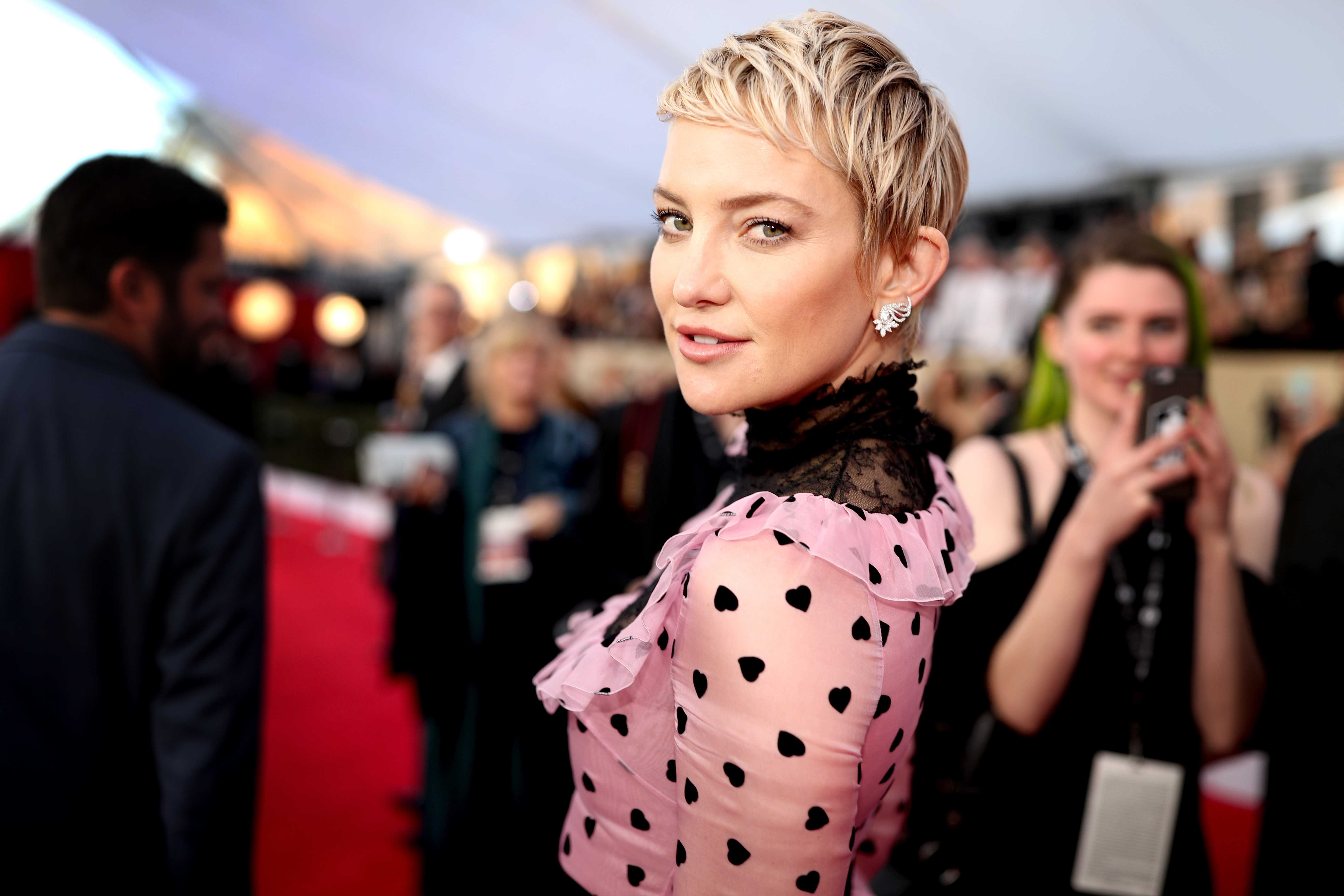 Η Kate Hudson είναι η νέα μούσα της πιο διάσημης πολυτελούς κρέμας προσώπου!