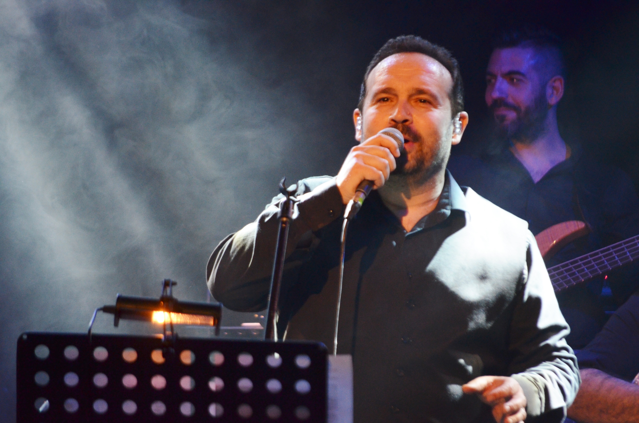 “Τα πλοία της γραμμής” του Κώστα Μακεδόνα κερδίζουν τις εντυπώσεις!