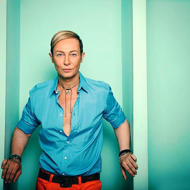 «Ναι» του ΚΑΣ στον Βασίλειο Κωστέτσο για επίδειξη μόδας έξω από το Ηρώδειο