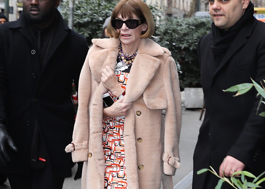 Oups… η Αnna Wintour φόρεσε τα ίδια παπούτσια 4 φορές!