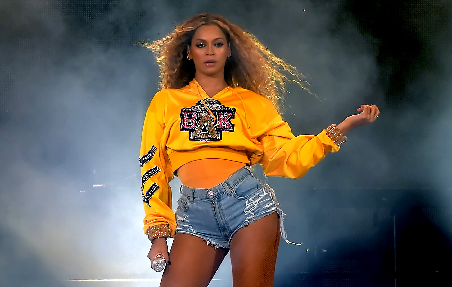 Πώς η Beyonce άλλαξε δύο βερνίκια κατά την διάρκεια του performance της στο Coachella!