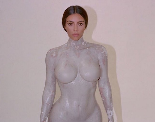 Kim Kardashian: Δεν φαντάζεσαι γιατί είναι γυμνή και σε αυτή την κατάσταση!