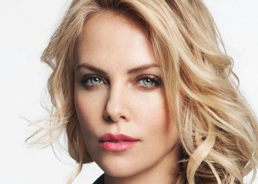 Η Charlize Theron μιλά για τα παιδιά της και τον πιο σημαντικό άνθρωπο στη ζωή της