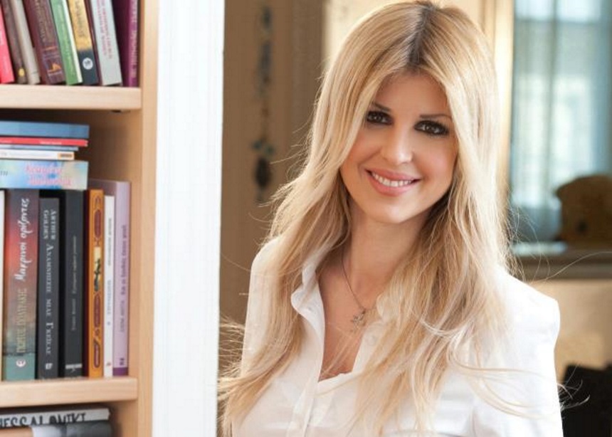 Έλενα Ράπτη: Παρουσιάζει νέο βίντεο για τον τερματισμό της παιδικής σεξουαλικής κακοποίησης