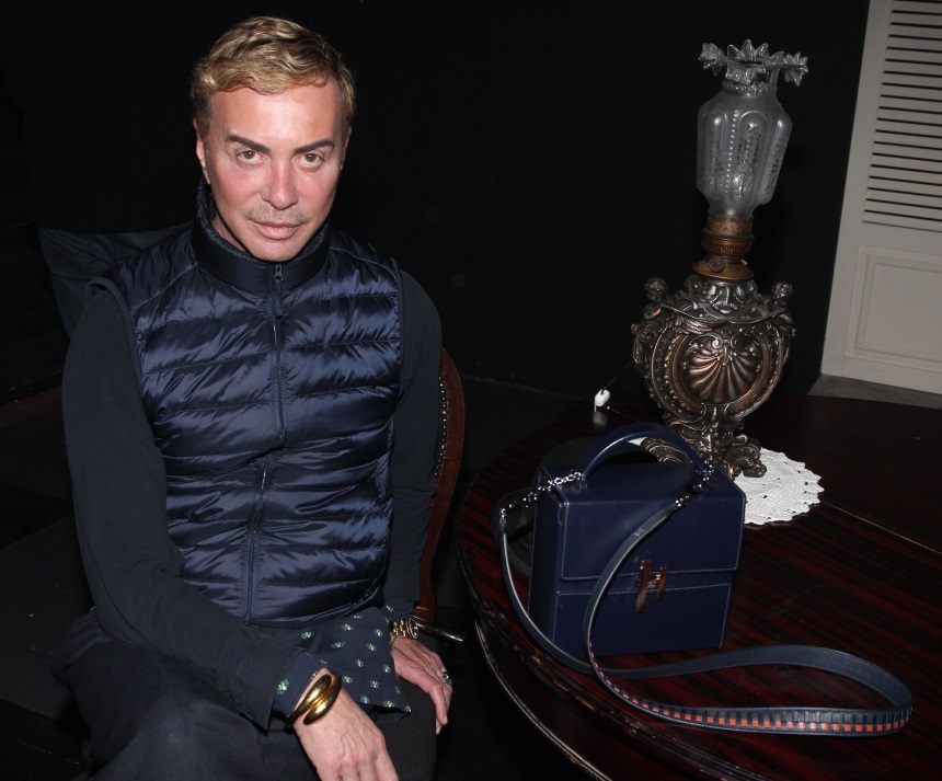 Στις 27 Απριλίου ξεκινούν οι ηλεκτρονικοί πλειστηριασμοί – Στο σφυρί ακίνητα του Λάκη Γαβαλά