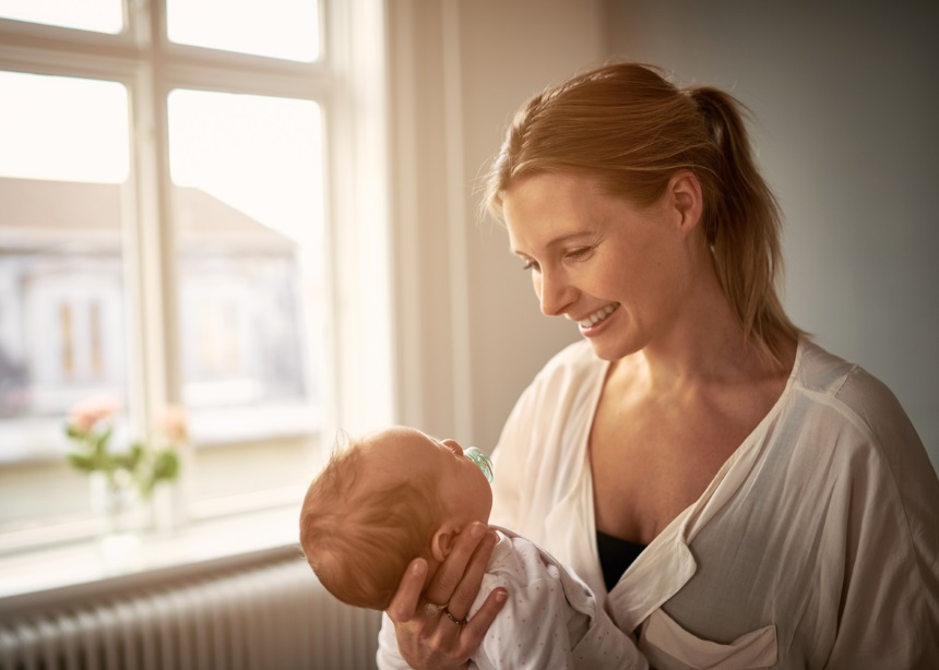 Νέα μαμά: 7+1 πράγματα που μπορείς (και πρέπει) να κάνεις μετά τη γέννηση του μωρού!