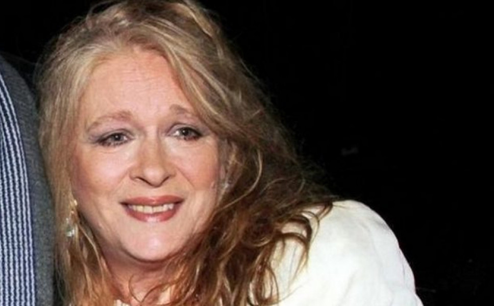 Η Έλενα Ακρίτα, στο πλευρό της Νόρας Βαλσάμη! “Η ανόητη δήλωσή της,περί ΣΥΡΙΖΑ και Τσίπρα δεν νομιμοποιεί την κακία και την σκληρότητα αυτόκλητων κριτών”