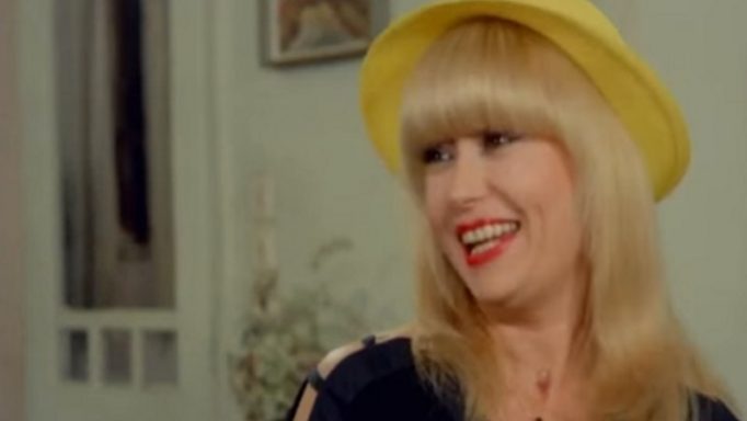 Σπάει τη σιωπή του είκοσι χρόνια μετά το τραγικό τέλος της Ρένας Παγκράτη! «Όποιος γνώριζε τη Ρένα θα καταλάβαινε…»