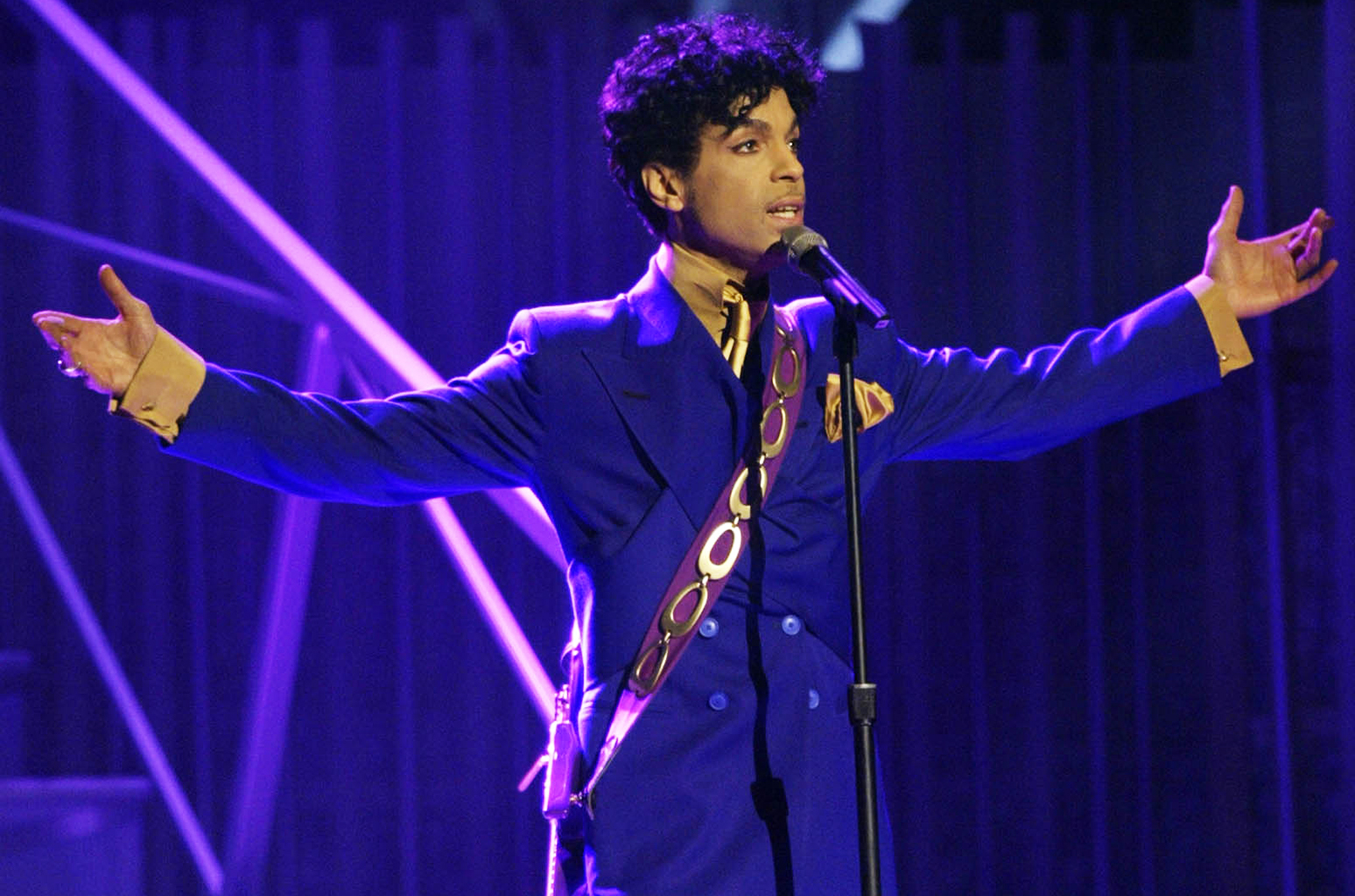 Αυτός είναι ο καλύτερος φόρος τιμής στον Prince! [pic]