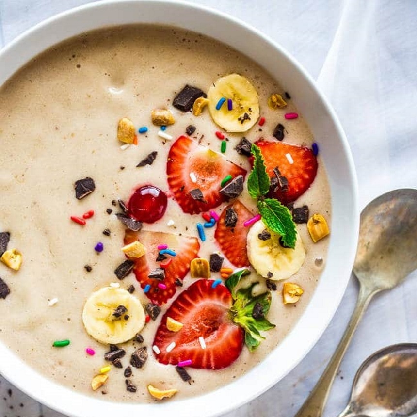 Smoothie bowl με μπανάνα