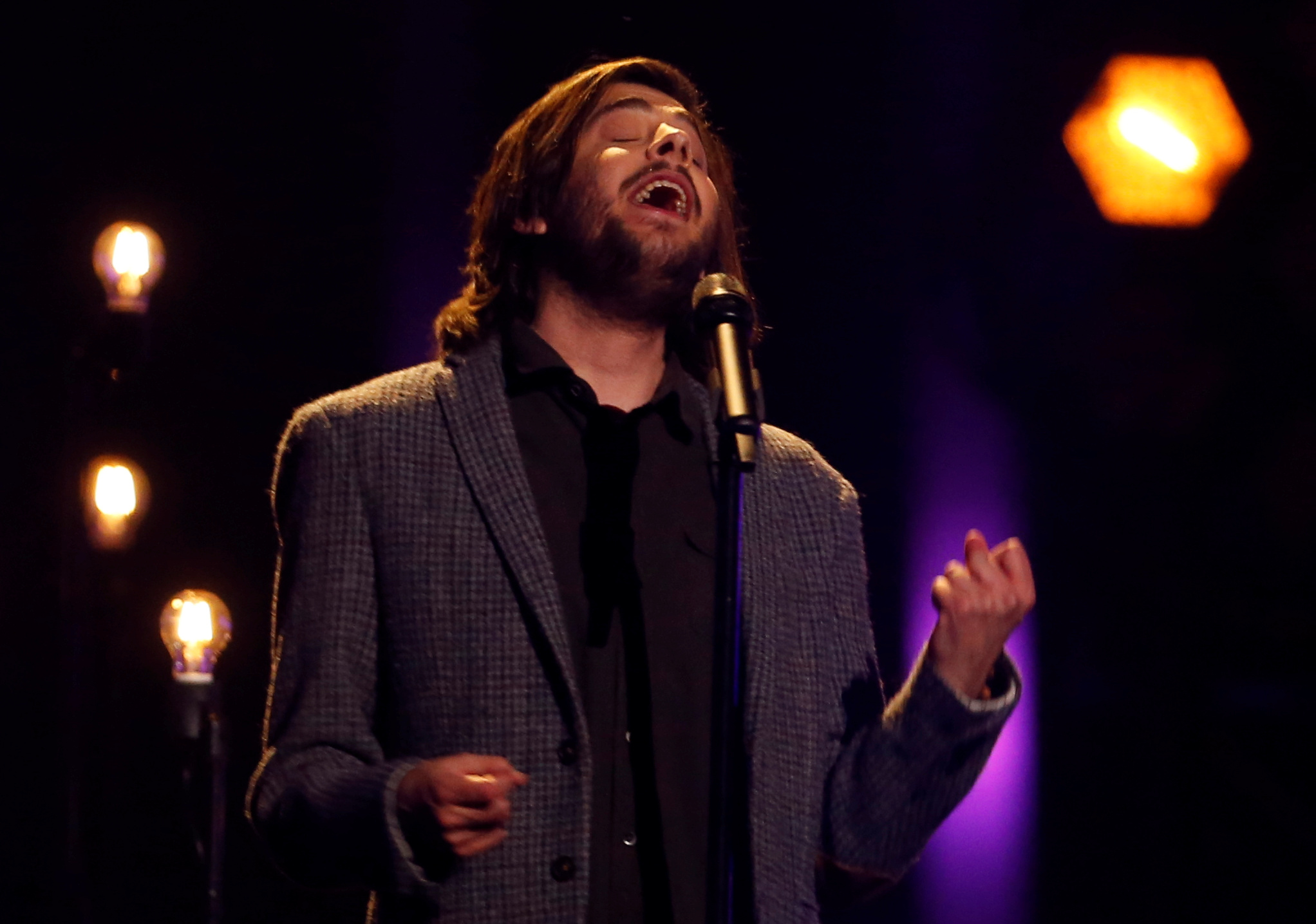 Συγκίνησε ο Salvador Sobral! Η πρώτη επίσημη εμφάνιση μετά τη μεταμόσχευση καρδιάς [vid]