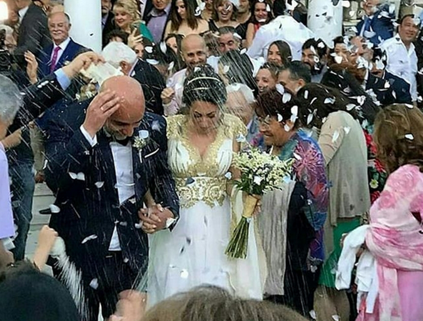 Ρομαντικός γάμος για ηθοποιό του Μπρούσκο! [pics,vid]
