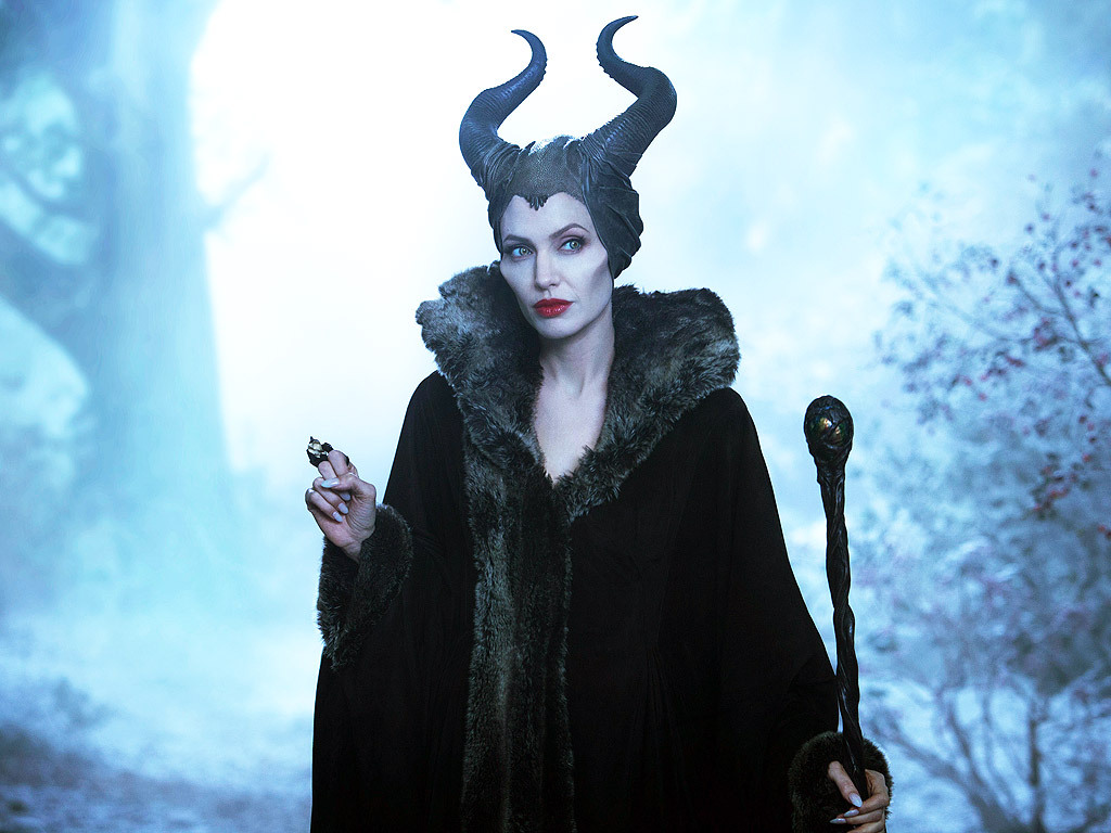 Angelina Jolie: Ετοιμάζει την ταινία Maleficent 2!