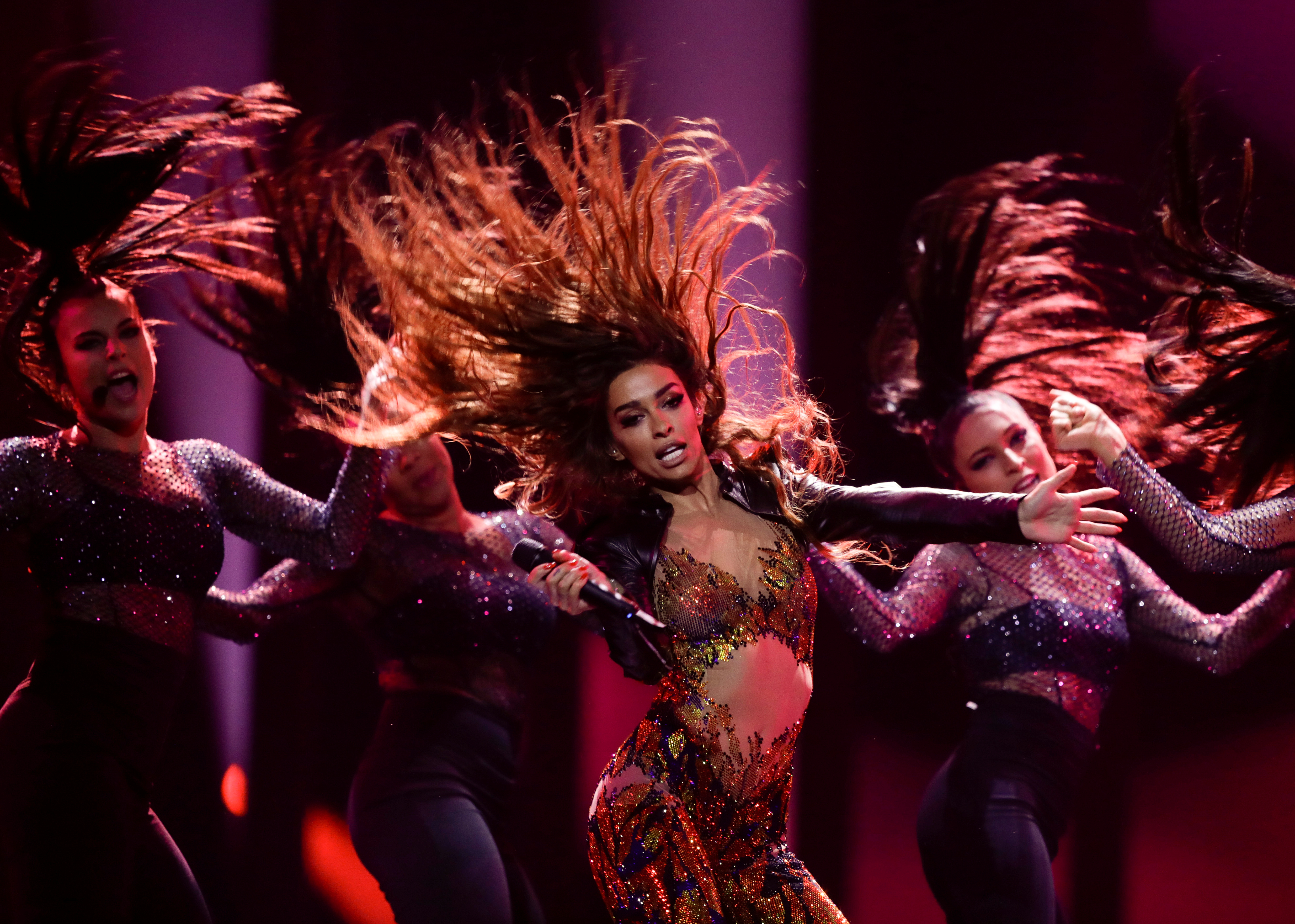 Eurovision 2018: Η εκρηκτική εμφάνιση της Ελένης Φουρέιρα – Ξεσήκωσε τους Ευρωπαίους με το “Fuego”!