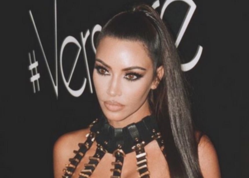 Η Kim Kardashian επανακυκλοφορεί το άρωμά της και έβγαλε την πιο sexy φωτογραφία!