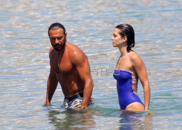 Γιάννης Μαρακάκης – Νίκη Θωμοπούλου: Ξέγνοιαστες στιγμές στη Μύκονο! [pics]