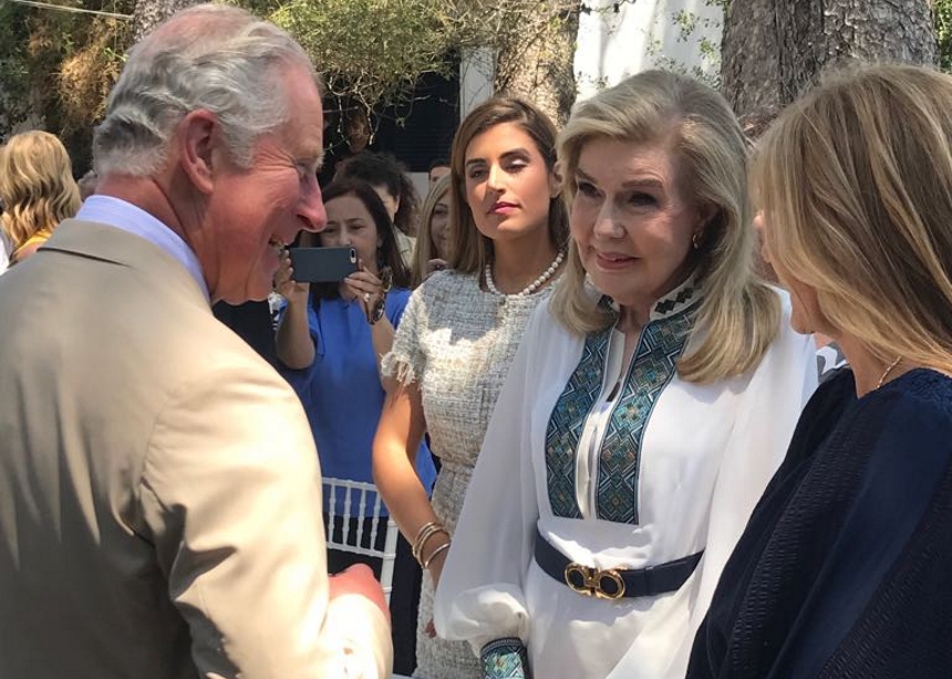 Μαριάννα Βαρδινογιάννη: Η συνάντηση με τον Κάρολο στην Κρήτη και το δώρο που του πρόσφερε! [pics]