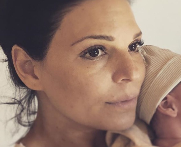 Μαρίνα Ασλάνογλου: Τα πρώτα της γενέθλια ως μητέρα! [pic]