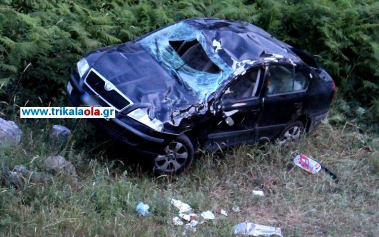 Εικόνες σοκ από το τροχαίο στα Τρίκαλα – Σκοτώθηκε βρέφος 13 μηνών [pics, vid]