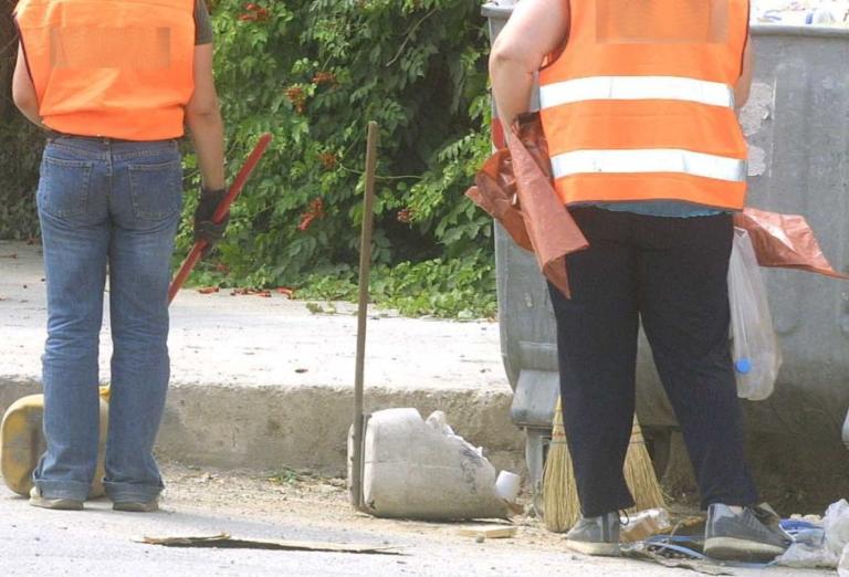 Στο νοσοκομείο καθαρίστρια στη Θεσσαλονίκη που της έπεσε οξύ στο πρόσωπο!