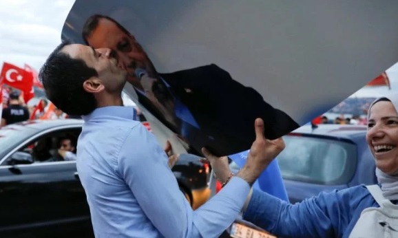 Εκλογές στην Τουρκία: Με πάνω από το 70% καταμετρημένο ο Ερντογάν και πάλι Πρόεδρος