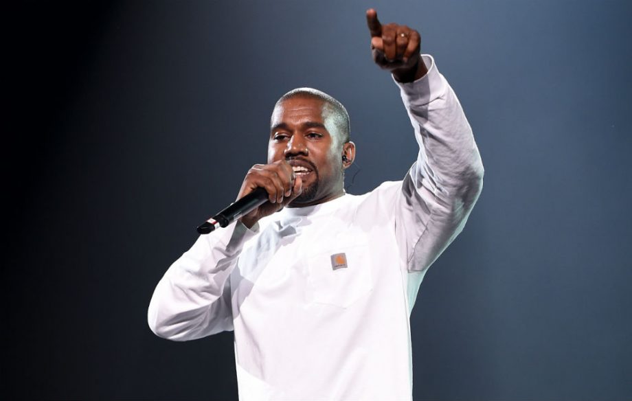Ο Kanye West χτυπά τα ρεκόρ των Beatles και του Eminem!
