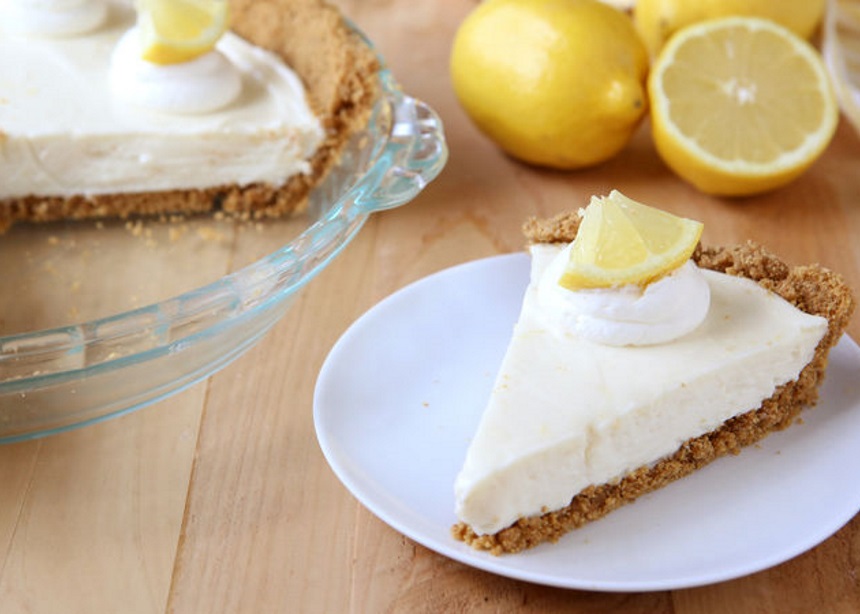 Εύκολη συνταγή για δροσερή lemon pie με γλυκόξινη κρέμα ΓΙΩΤΗΣ