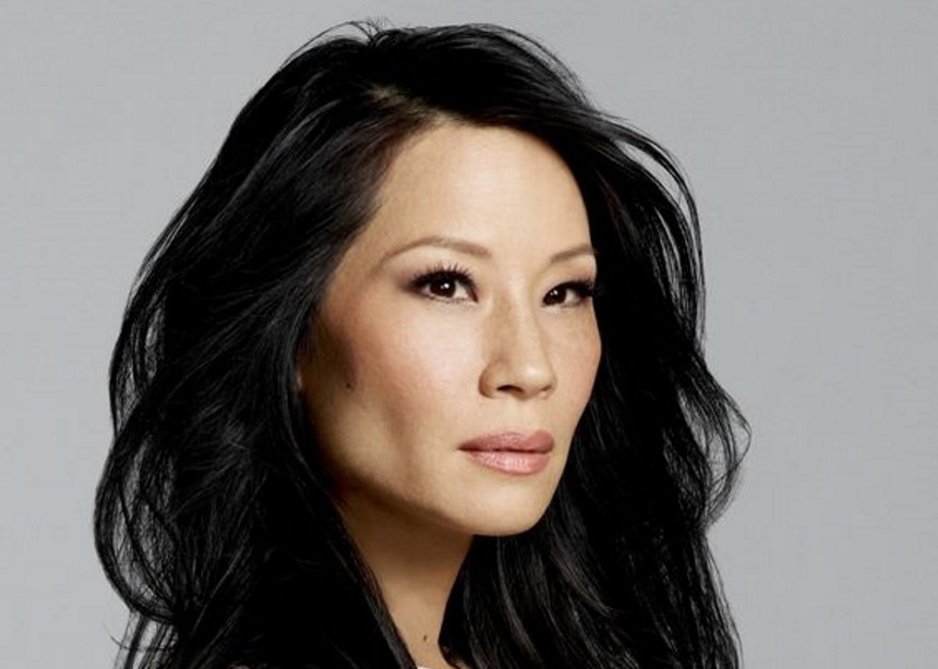 Lucy Liu: Η ηθοποιός “αποχαιρέτησε” τη βίλα της στην Καλιφόρνια και… σάλπαρε για Νέα Υόρκη