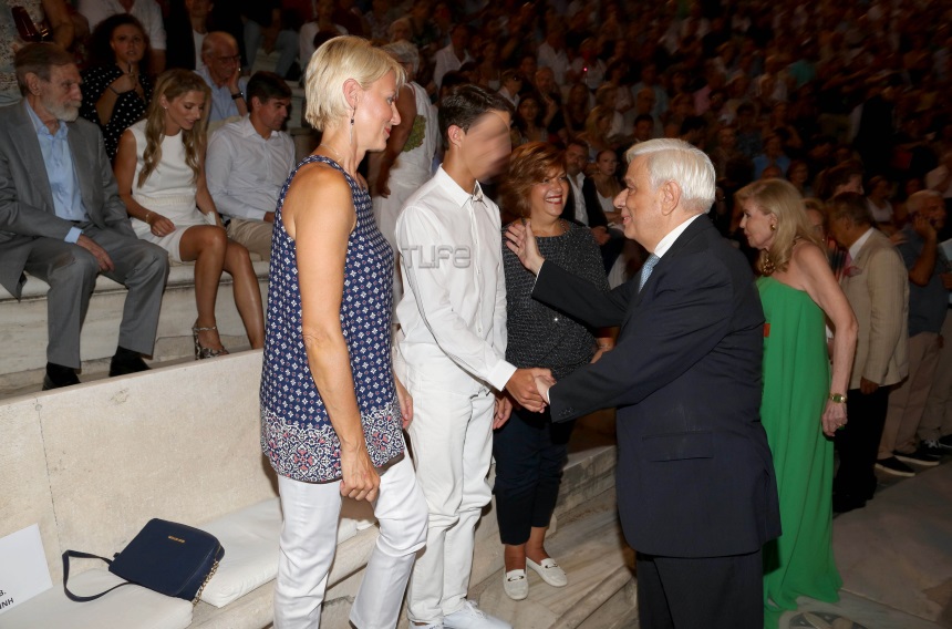 0661 NATASA PAZAITI ALEXANDROS KARAMANLIS PROKOPIS PAVLOPOYLOS 572018 | Lamianow.gr