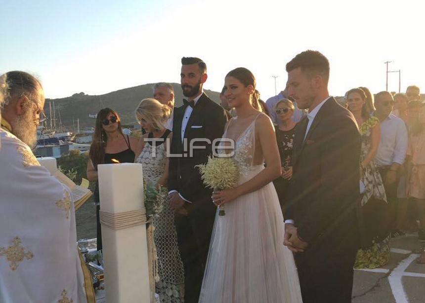 Ρομαντικός γάμος στην Πάρο για τον Βλάντο Γιάνκοβιτς και την Έλενα Παπαδοπούλου! Φωτογραφίες και Video