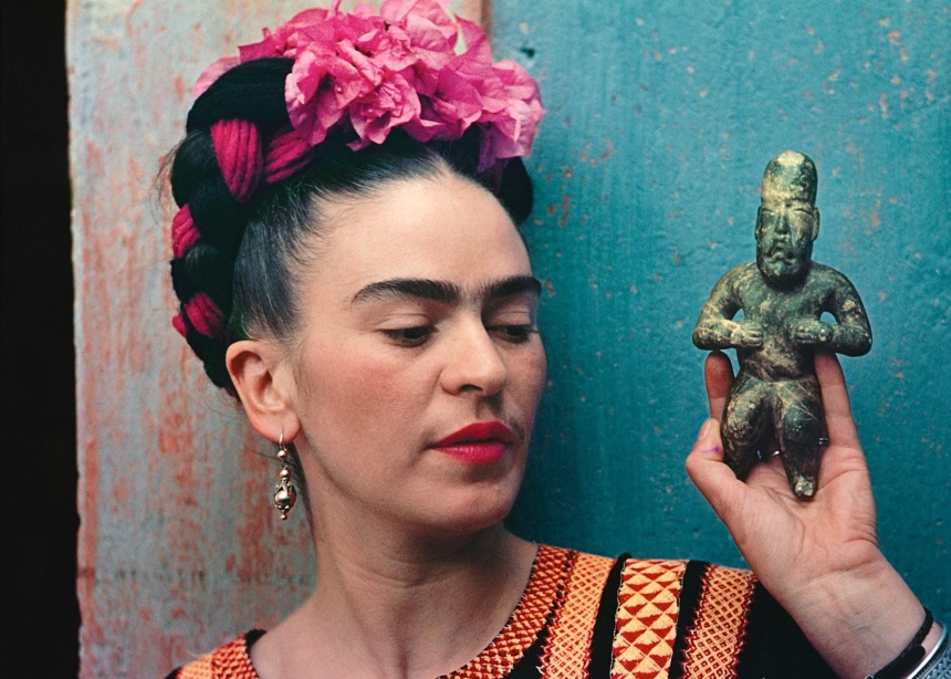 Τα κουστούμια της Frida Kahlo σε μία μοναδική έκθεση!