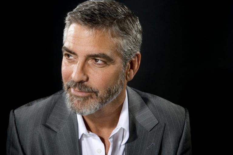 Τζορτζ Κλούνεϊ: Στα επείγοντα μετά από τροχαίο! Προσγειώθηκε στο παρμπρίζ [pic]