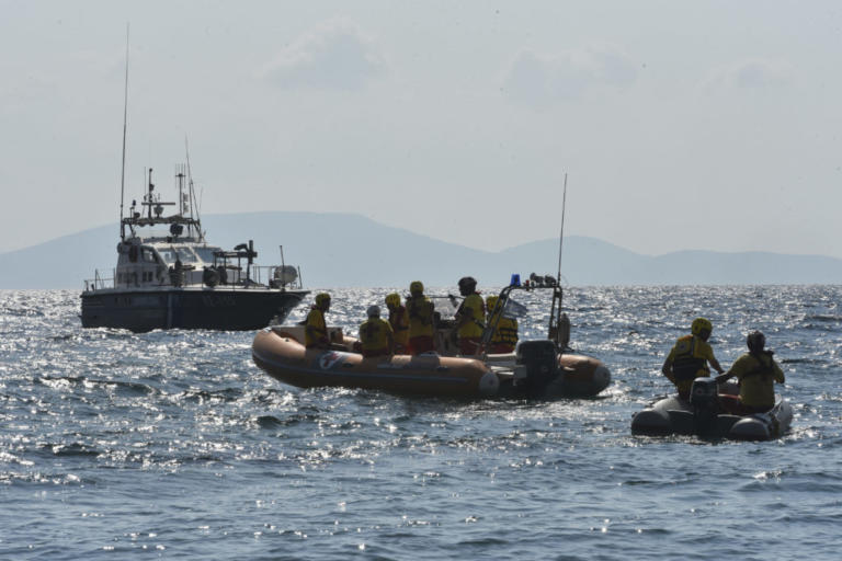 Εντοπίστηκε καμένο πτώμα στη θάλασσα ανοιχτά της Γλυφάδας
