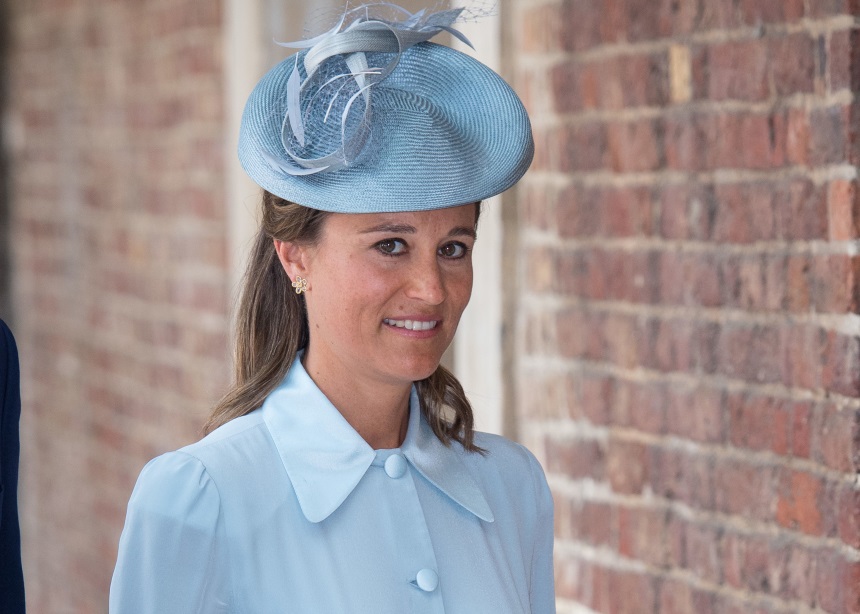 Pippa Middleton: Η στιλιστική ιδέα που μας έδωσε με την εμφάνισή της στα βαφτίσια του Prince Louis