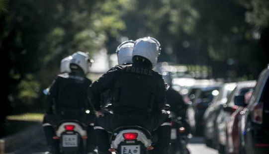 Πυροβολισμοί στον Άλιμο – Απόπειρα ληστείας σε χρηματαποστολή