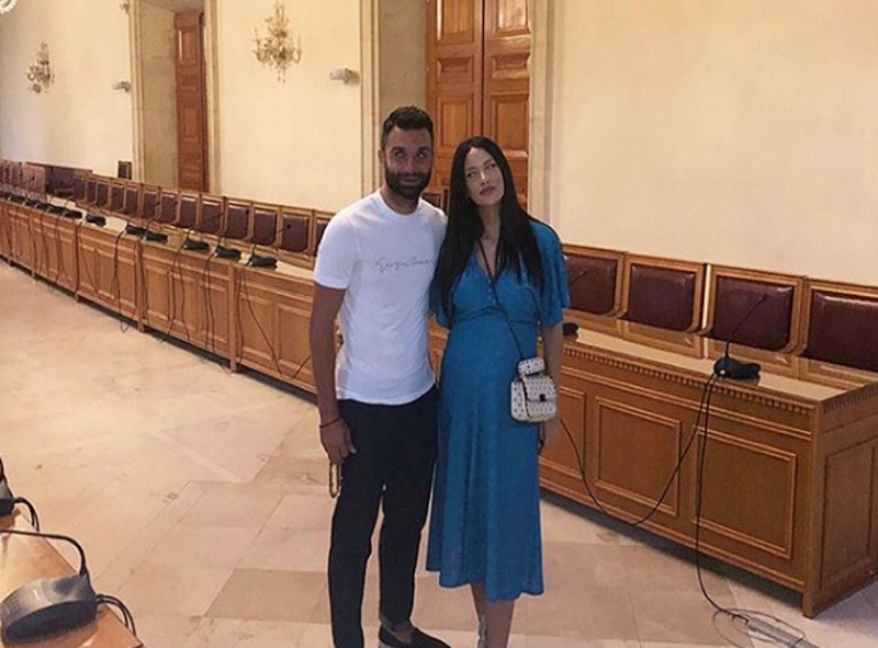 Γιώργος Τζαβέλλας – Αθηνά Πικράκη: Παντρεύτηκαν με πολιτικό γάμο λίγο πριν γίνουν για πρώτη φορά γονείς! [pics]
