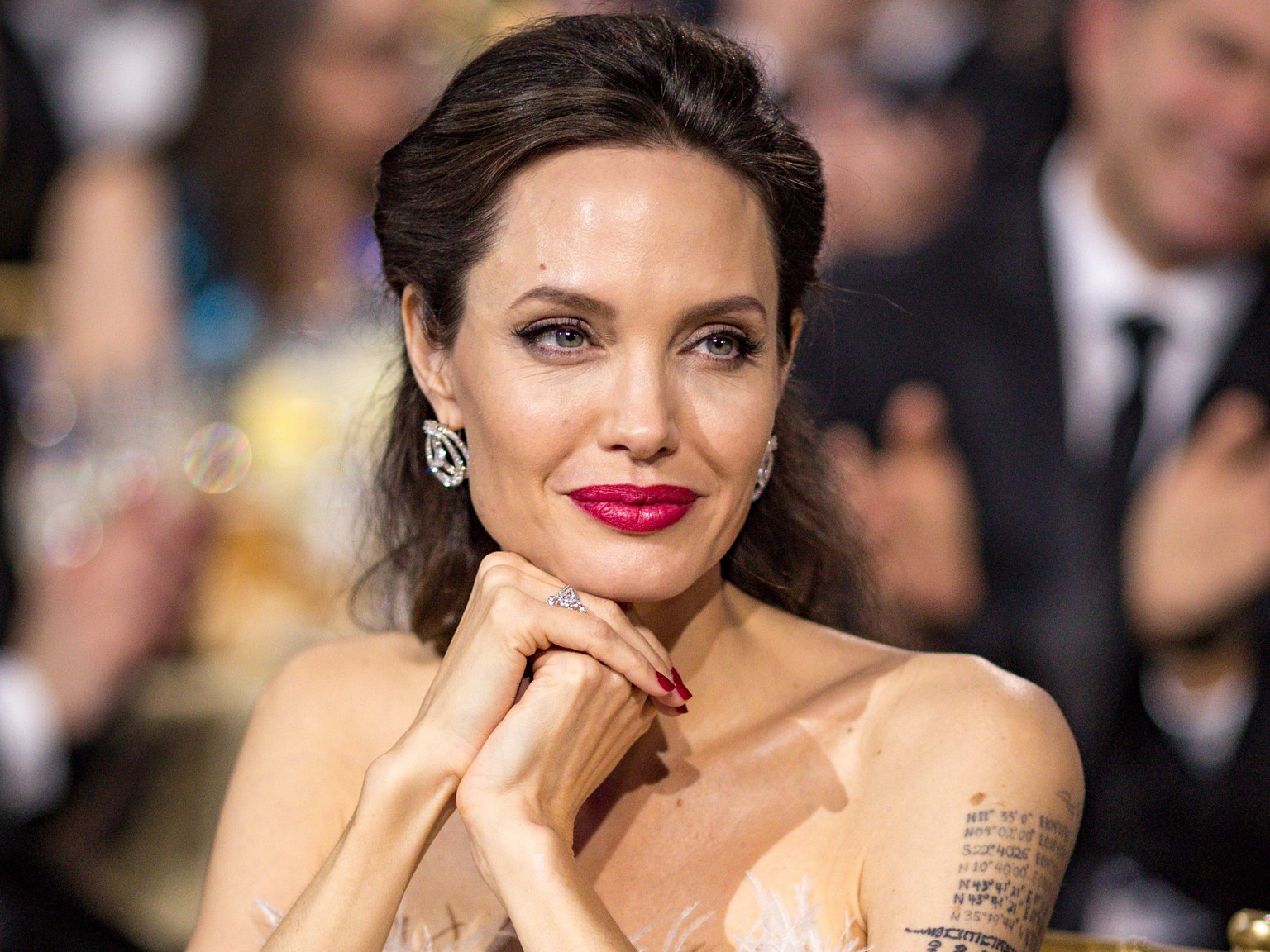 Angelina Jolie: Γιατί μισεί την Amal Clooney;