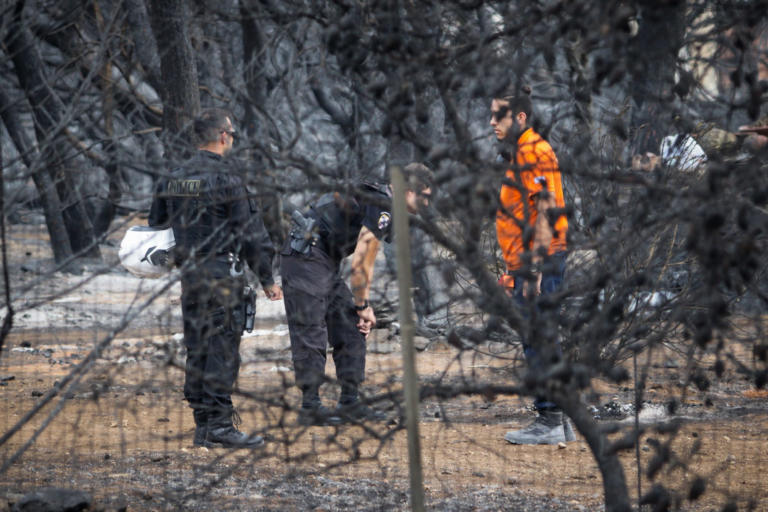 Φονικές φωτιές στην Αττική: Κρίσιμα έγγραφα στα χέρια των εισαγγελέων – Αρχίζει η αντίστροφη μέτρηση για την απόδοση ποινικών ευθυνών | tlife.gr Φονικές φωτιές στην Αττική: Κρίσιμα έγγραφα στα χέρια των εισαγγελέων – Αρχίζει η αντίστροφη μέτρηση για την απόδοση ποινικών ευθυνών | tlife.gr