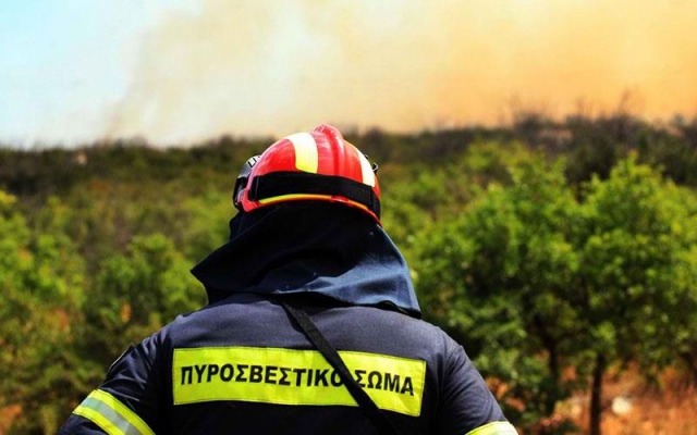Κρήτη: Φωτιά τώρα στις Αγίες Παρασκιές – Μεγάλη κινητοποίηση της Πυροσβεστικής