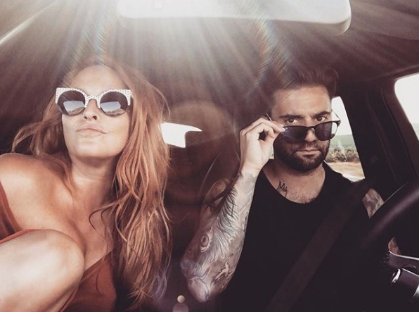 Σίσσυ Χρηστίδου – Θοδωρής Μαραντίνης: Οι τρυφερές φωτογραφίες του ζευγαριού ανήμερα της επετείου του γάμου τους!