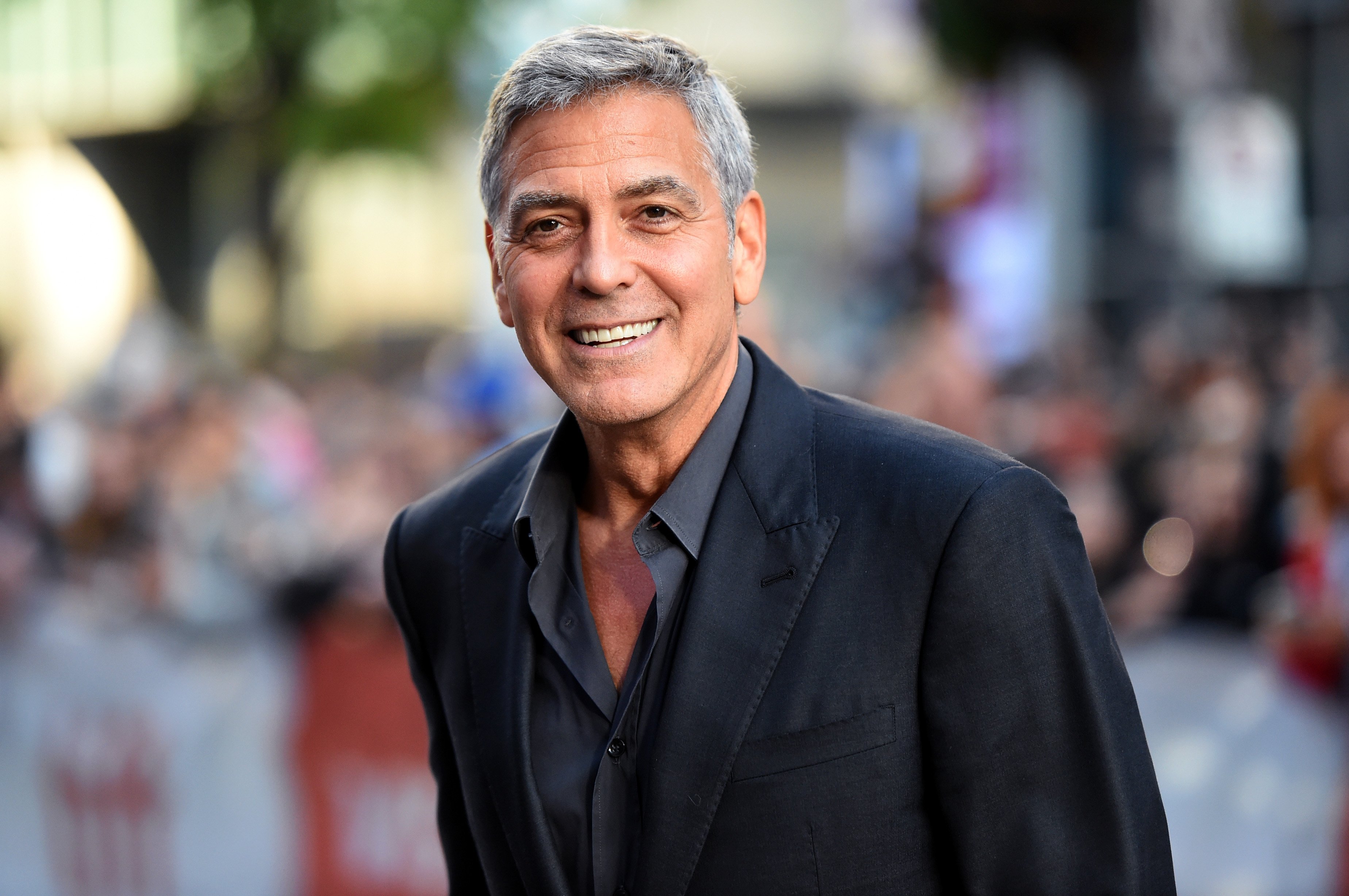 George Clooney: «Σκαρφάλωσε» στην κορυφή της λίστας του Forbes!