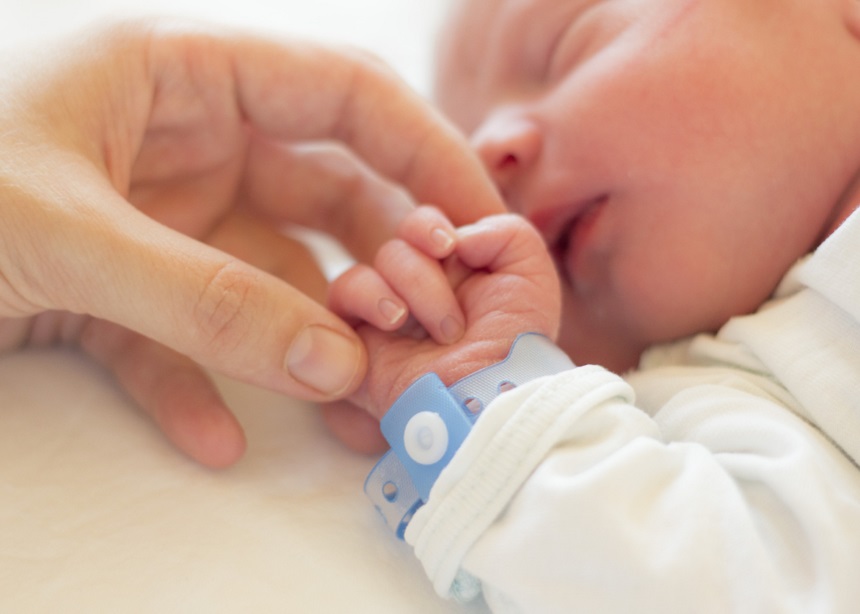Οδηγός… επιβίωσης στο μαιευτήριο: Tips για να περάσεις πιο ήρεμα τις πρώτες ημέρες με το μωρό
